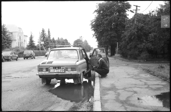 Arret du bus, une ville nouvelle